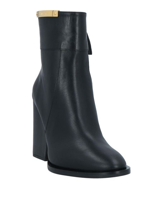 N°21 Black Ankle Boots