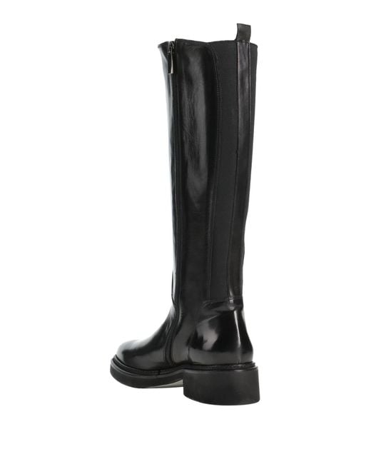 Calpierre Black Boot