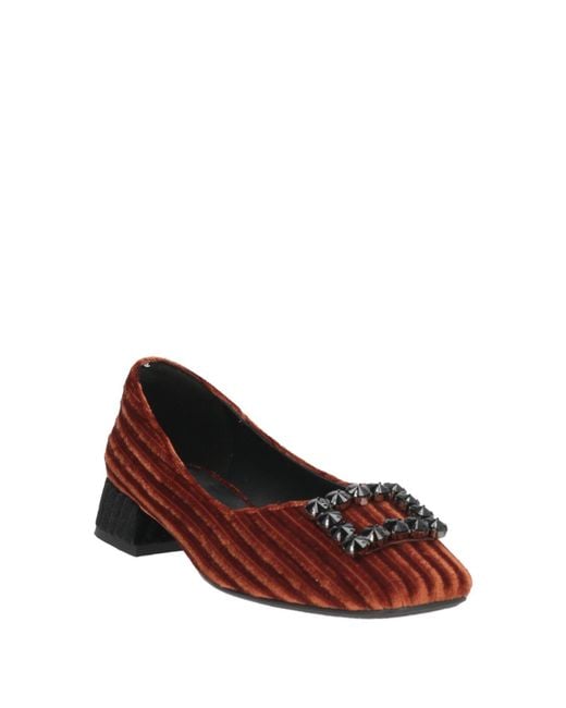 Luciano Barachini Red Rust Pumps Textile Fibers