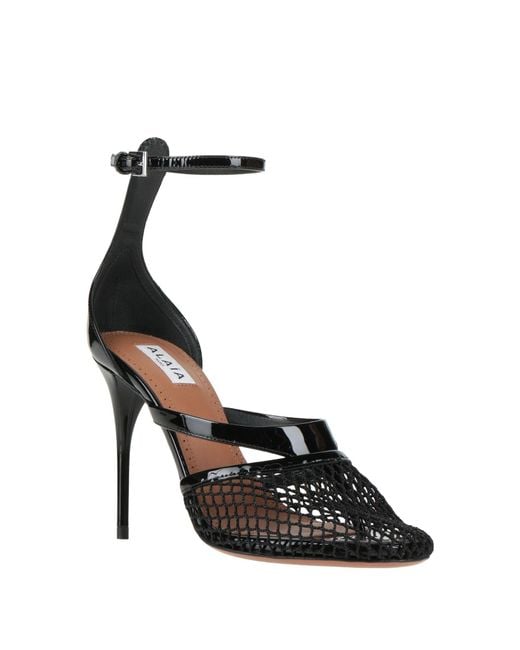 Alaïa White Pumps