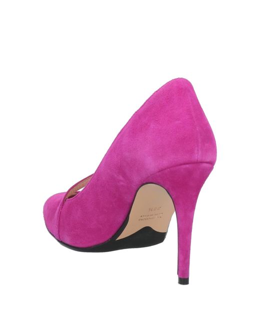 Anna F. Pink Pumps