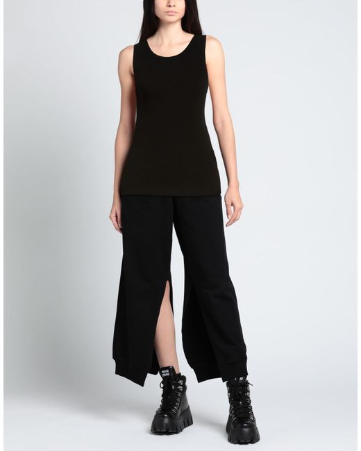 Top di AEXAE in Black