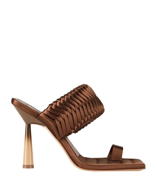 GIA RHW Brown Thong Sandal Textile Fibers