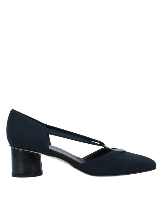 Brunate Blue Pumps