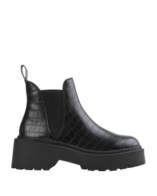 steve madden white crocodile boots