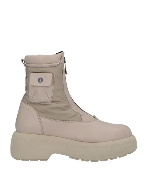 Nila & Nila Gray Ankle Boots Soft Leather