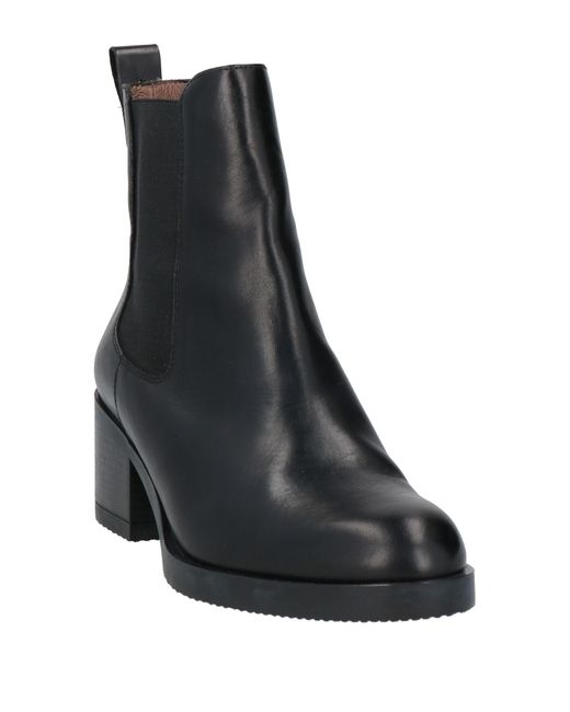 Wonders Black Ankle Boots Leather