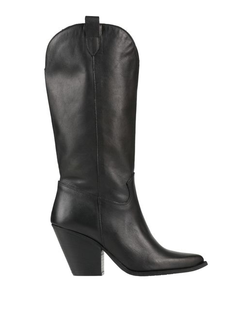 Nila & Nila Black Boot