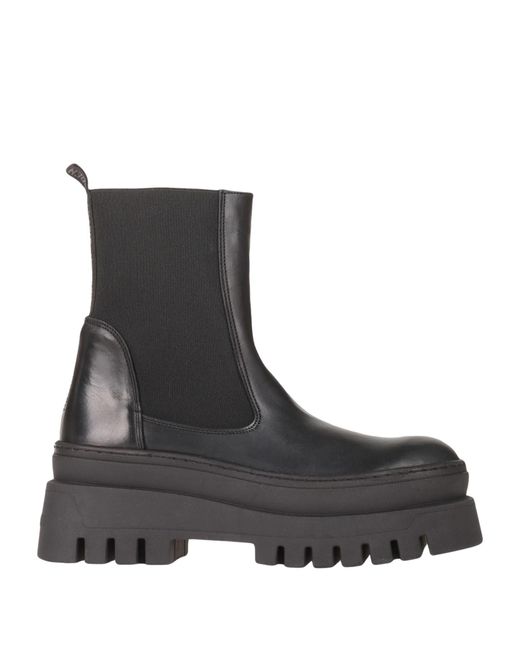 Steve Madden Black Ankle Boots