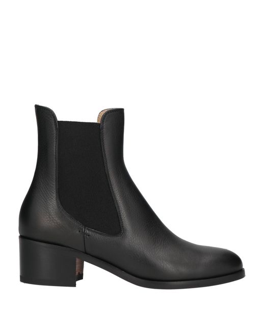 Doucal's Black Ankle Boots