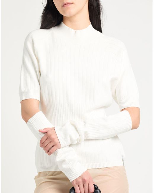 hinnominate White Turtleneck