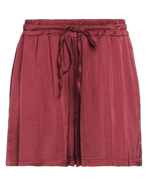 ViCOLO Red Shorts & Bermuda Shorts