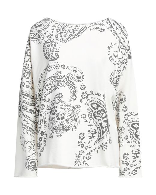 Juvia White Sweatshirt