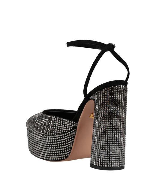 Lola Cruz Black Pumps