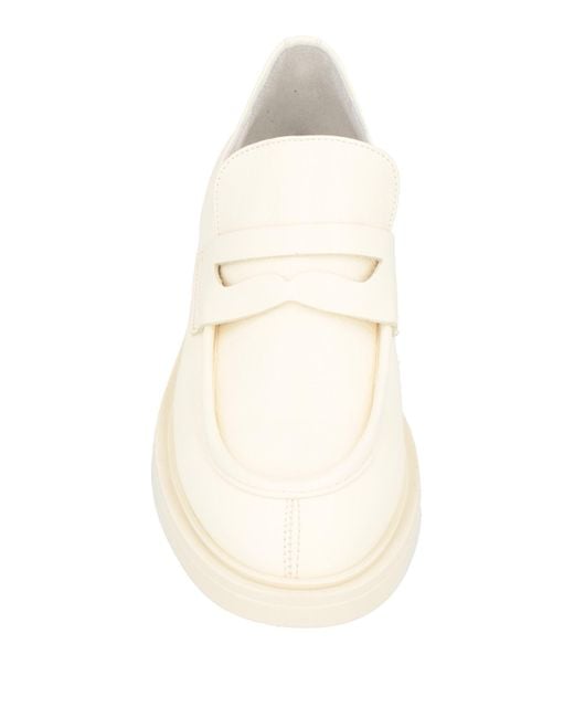 COPENHAGEN Natural Loafers