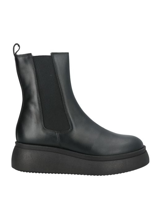 Janet & Janet Black Ankle Boots Leather