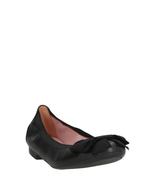 Pretty Ballerinas Black Ballet Flats Leather