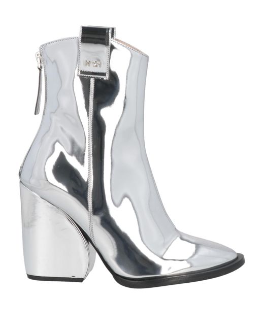 N°21 White Ankle Boots
