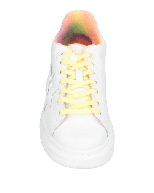 2 Star Natural Sneakers
