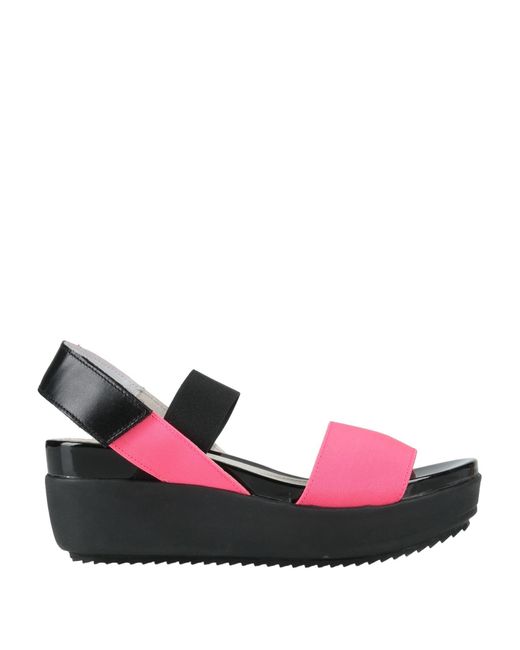 Stonefly Pink Sandals