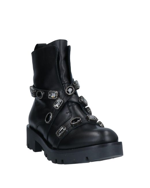 Tosca Blu Black Stiefelette