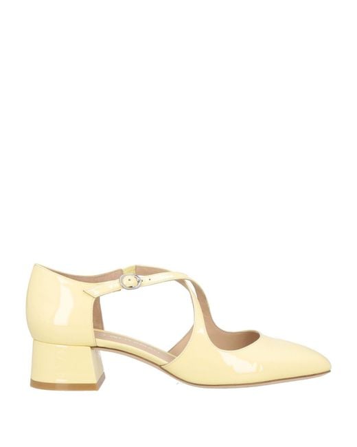 Stuart Weitzman Natural Pumps