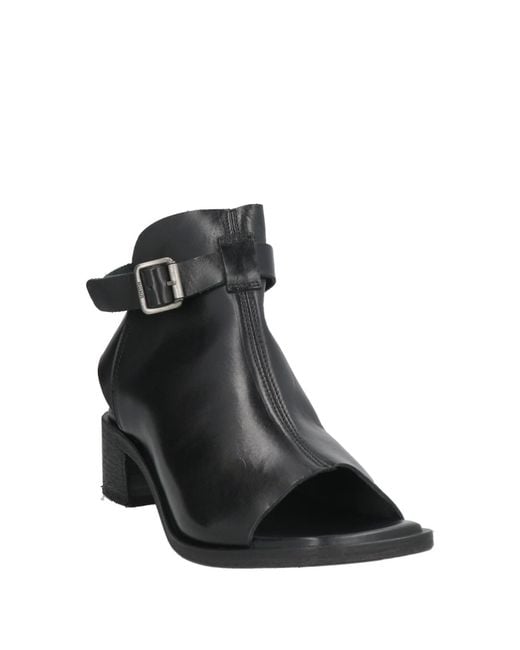 Moma Black Sandals
