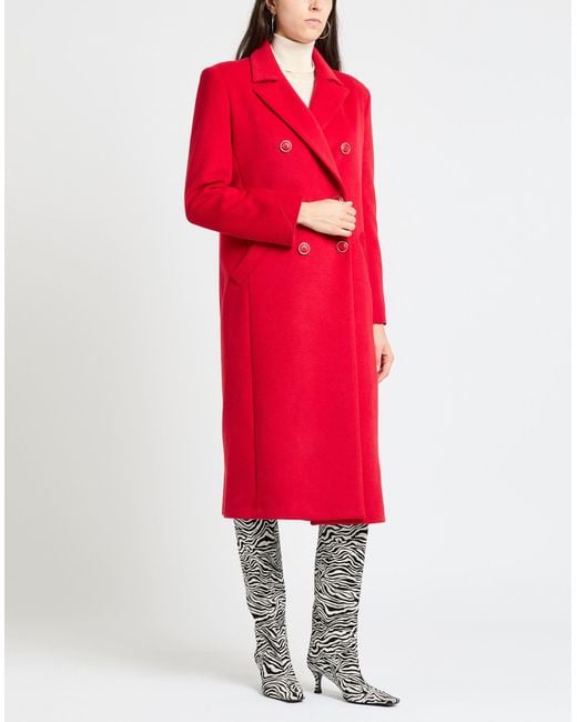 GAUDI Red Coat