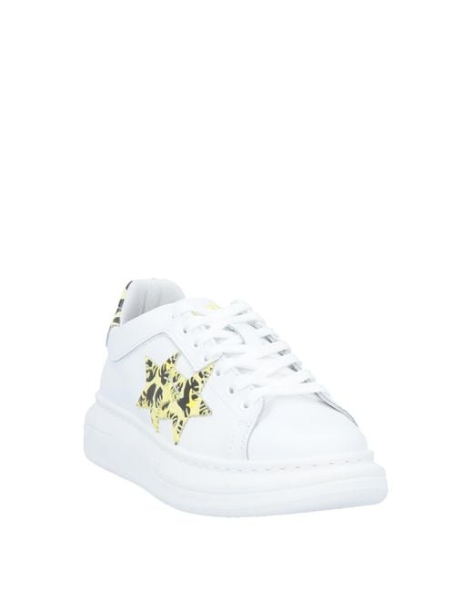 2 Star Metallic Sneakers