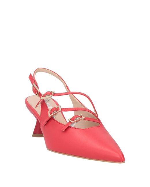Ovyè Pink Pumps