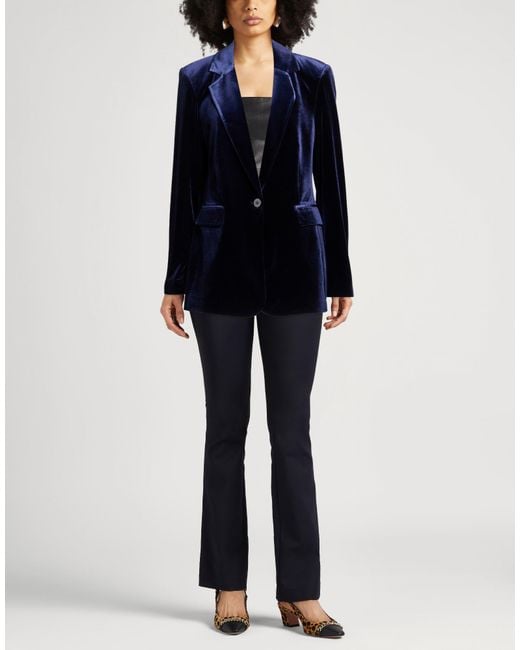 Caractere Blue Blazers