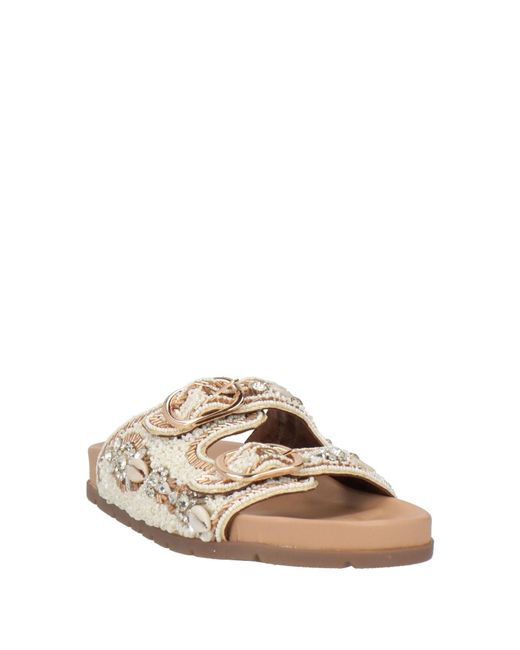 Ovyè White Sandals