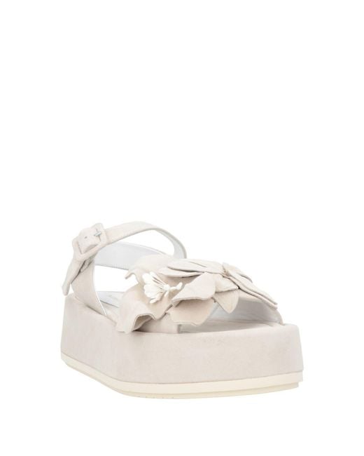 Paloma Barceló Natural Sandals