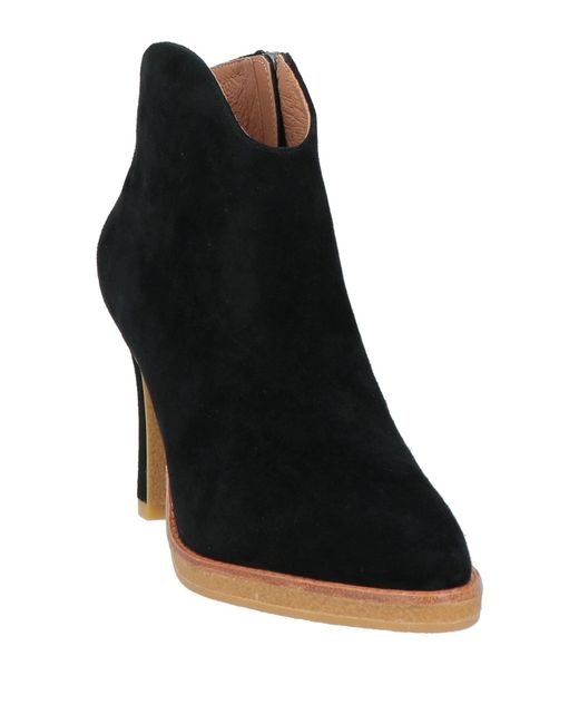 Lola Cruz Black Ankle Boots