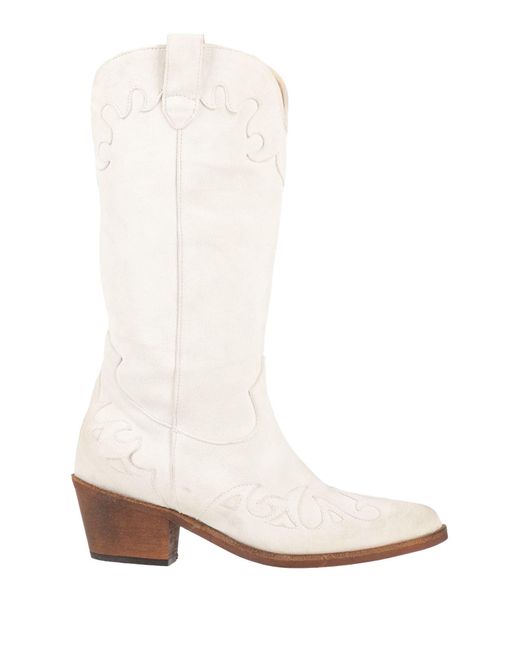 JE T'AIME White Ankle Boots
