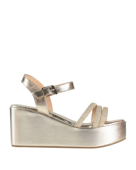 Nila & Nila Natural Sandals
