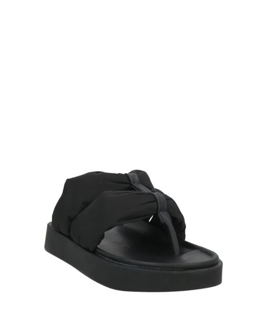 Inuikii Black Thong Sandals