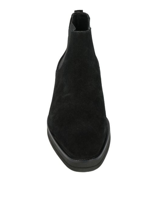 Doucal's Black Ankle Boots for men