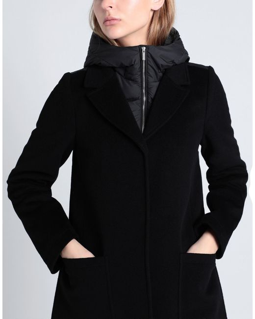 Woolrich Black Down Jacket