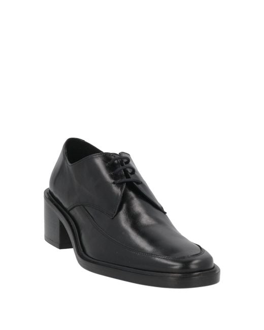 Stringate di Zinda in Black
