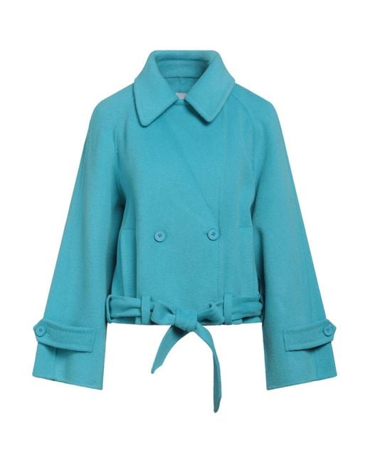 Isabelle Blanche Blue Mantel