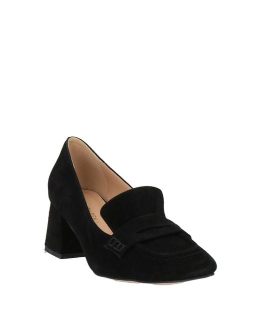 Alma En Pena. Black Loafer