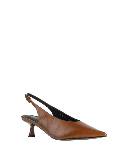 Bibi Lou Brown Pumps
