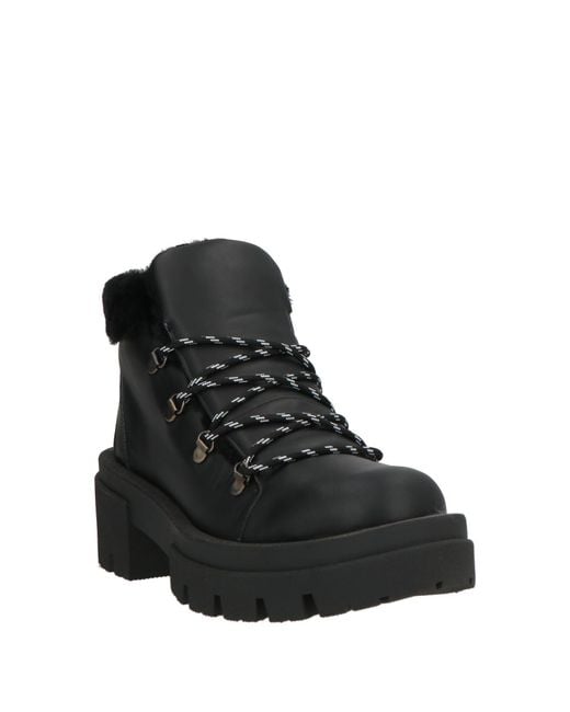 Eqüitare Black Ankle Boots