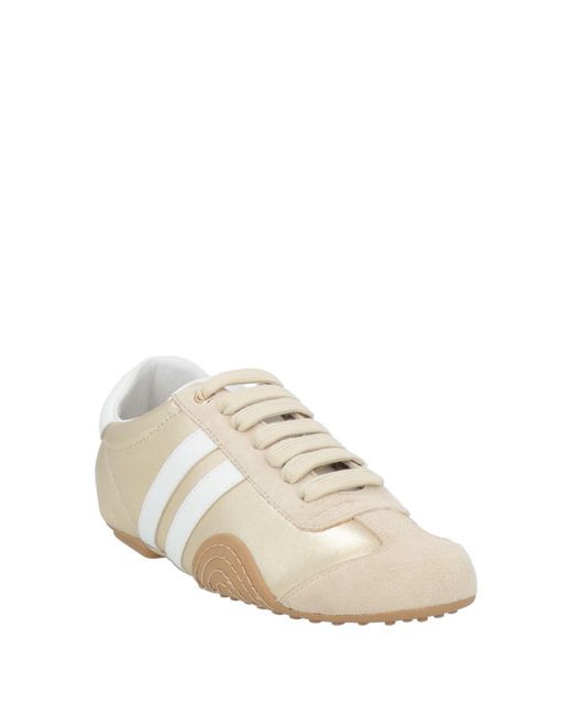Ovyè White Sneakers