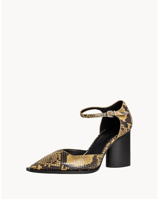 MAX&Co. Metallic Pumps