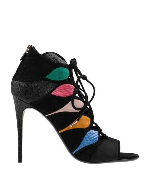 Ferragamo Black Pumps