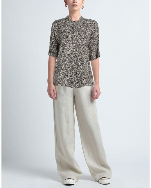 Éclà Gray Top