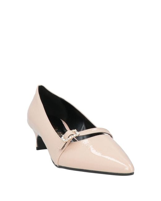 Nila & Nila Natural Pumps