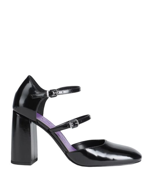MAX&Co. White Pumps